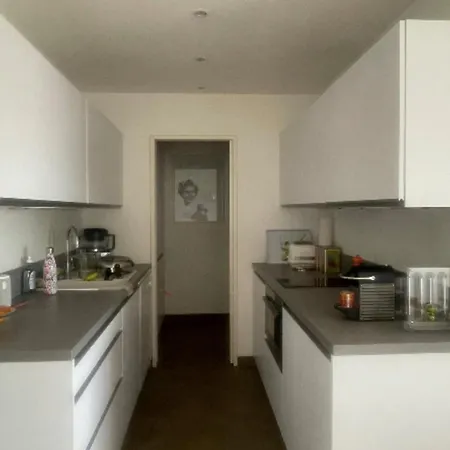 Escape In Sea View And Shared Pool! *