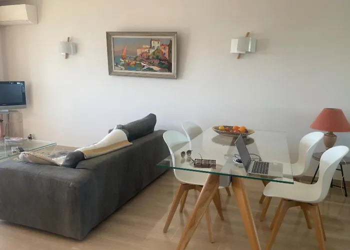 Escape In Sea View And Shared Pool! * Cannes