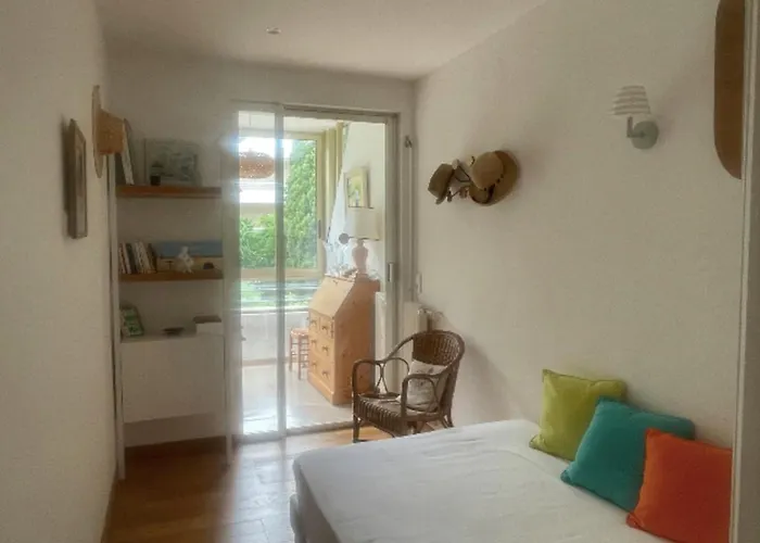 Escape In Sea View And Shared Pool! Cannes