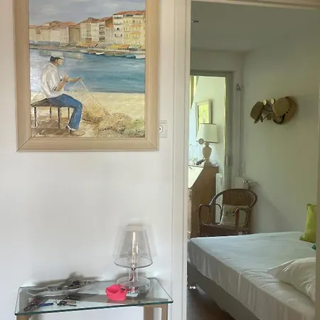 Escape In Sea View And Shared Pool! Lägenhet *